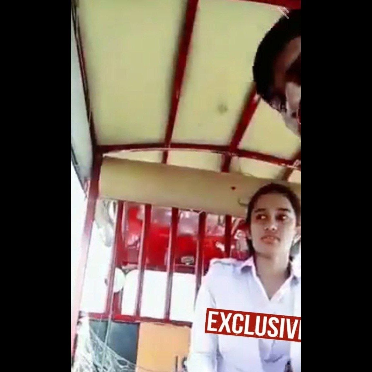 বাংলা ভিডিও বয়ফ্রেন্ড গার্লফ্রেন্ড কে অটোর মধ্যে সেই খেলা দিল মেয়েটা নিজে থেকে গুদটা ফাঁক করে ঢুকিয়ে মজা নিল 🥵